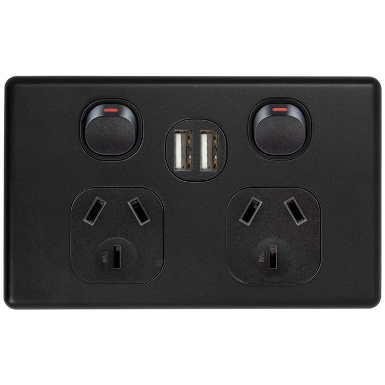 CPP2HUSBB Classic Black Double Power Outlet 250V~ 10A & 2 x 2.1 A USB Outlets